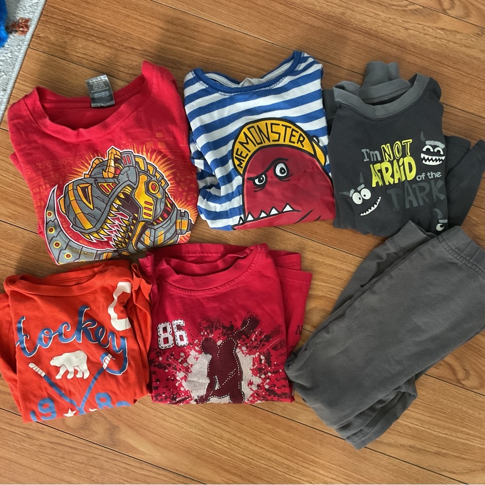 Toddler 5 long sleeves and 1 pants set size 4-5 year’s old